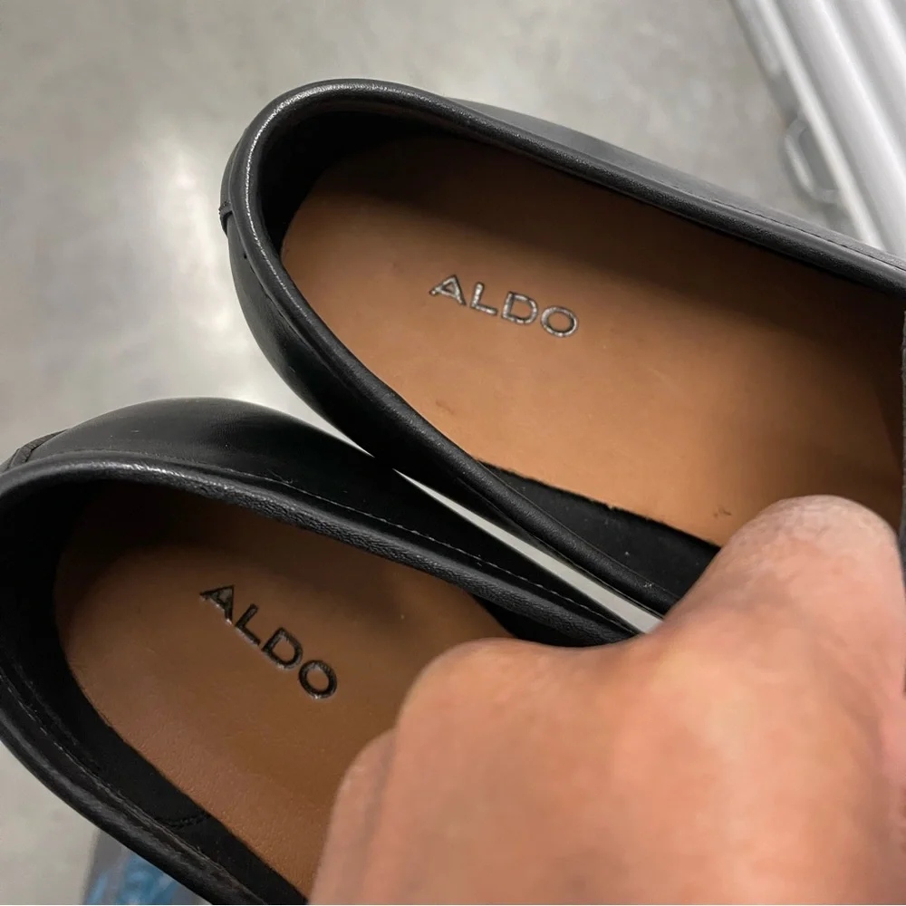 Black Sleek Loafers by Aldo Sz 11 - Picture 8 of 10